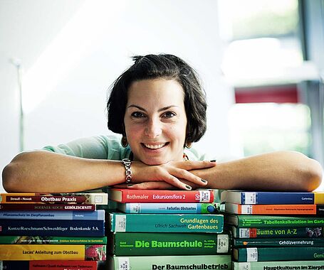 Studierende in der Bibliothek