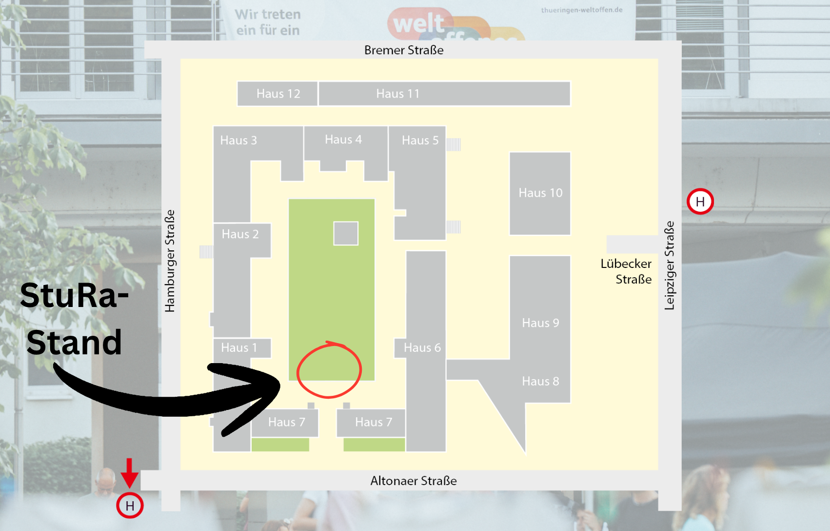 StuRa Stand im Hof vor Haus 7