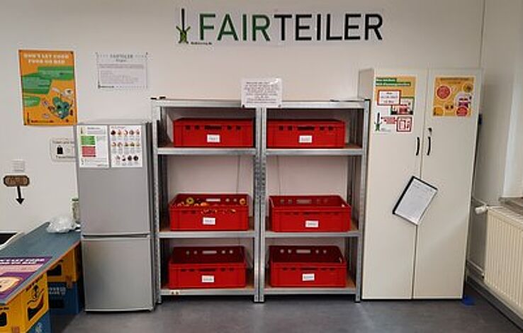 Regal / Schrank Fairteiler